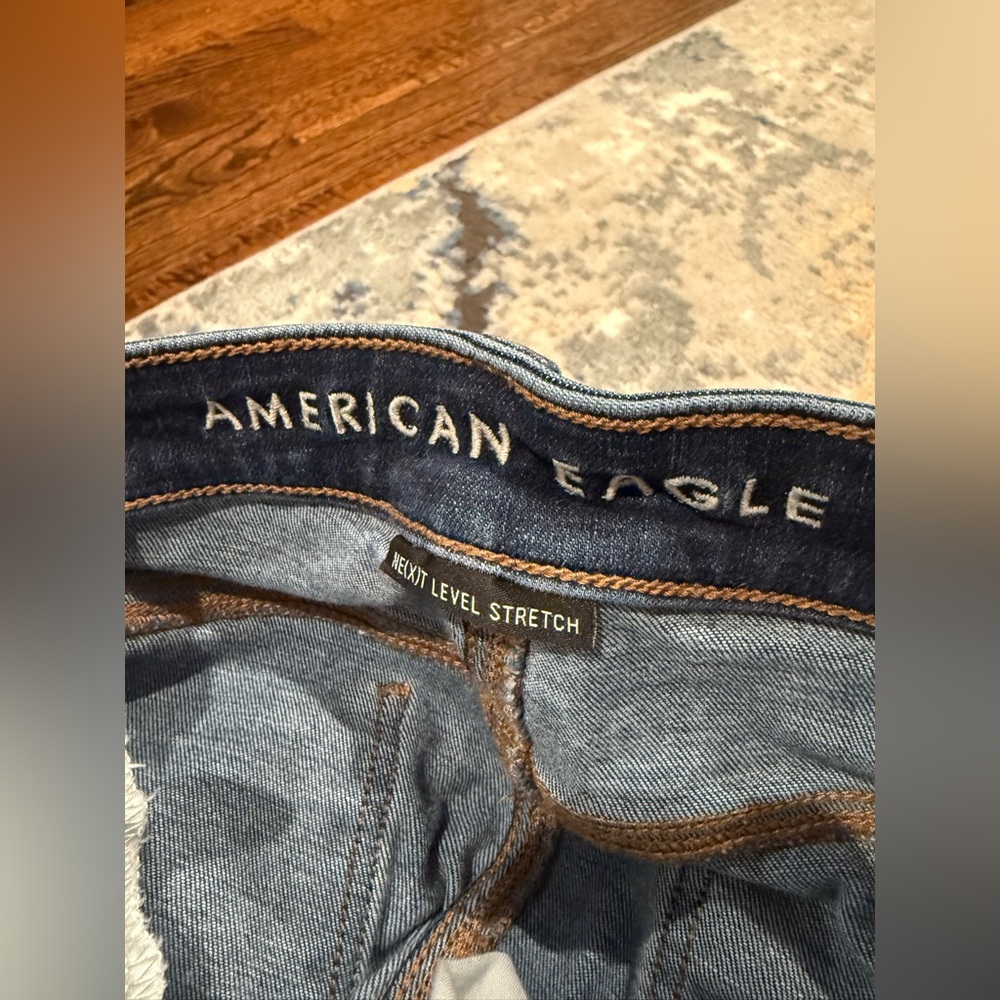 American Eagle High Rise Jegging Size 10R ripped knee - Picture 7 of 9